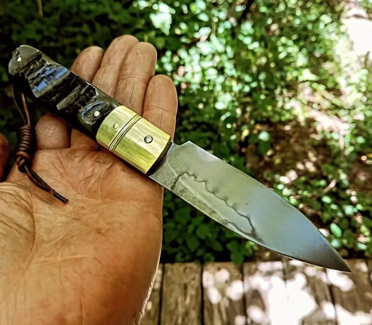 Gentleboy Couteau artisanal manche ne os cerfé, fabriqué main à l'atelier en Ardèche